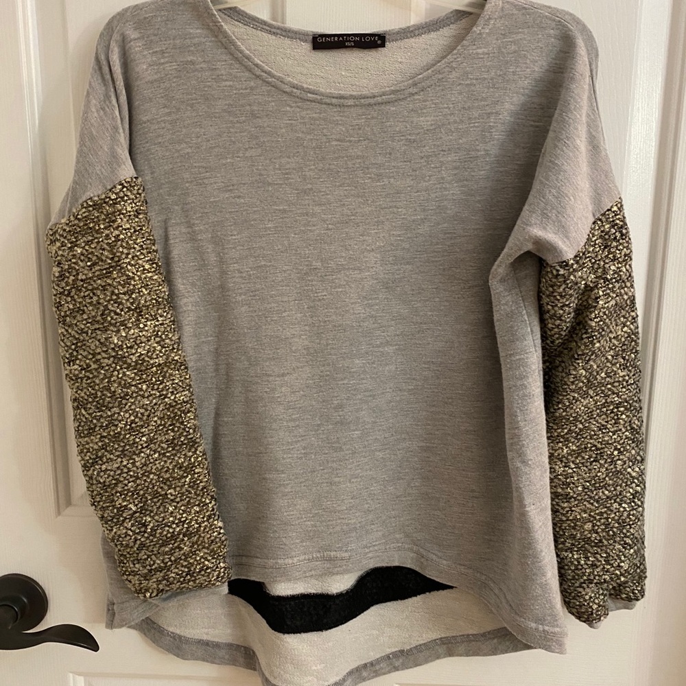 Generation love sweatshirt xs/s